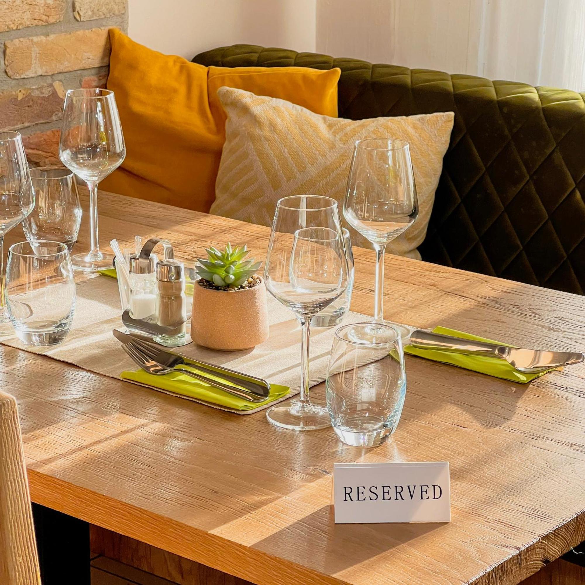 Inn Forro Fogado & Bauer Bistro