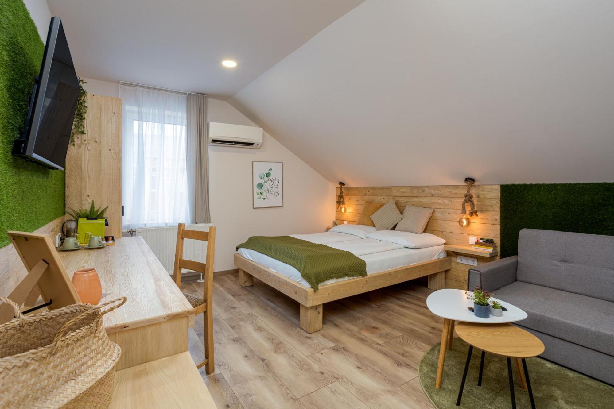 Forro Fogado & Bauer Bistro Inn
